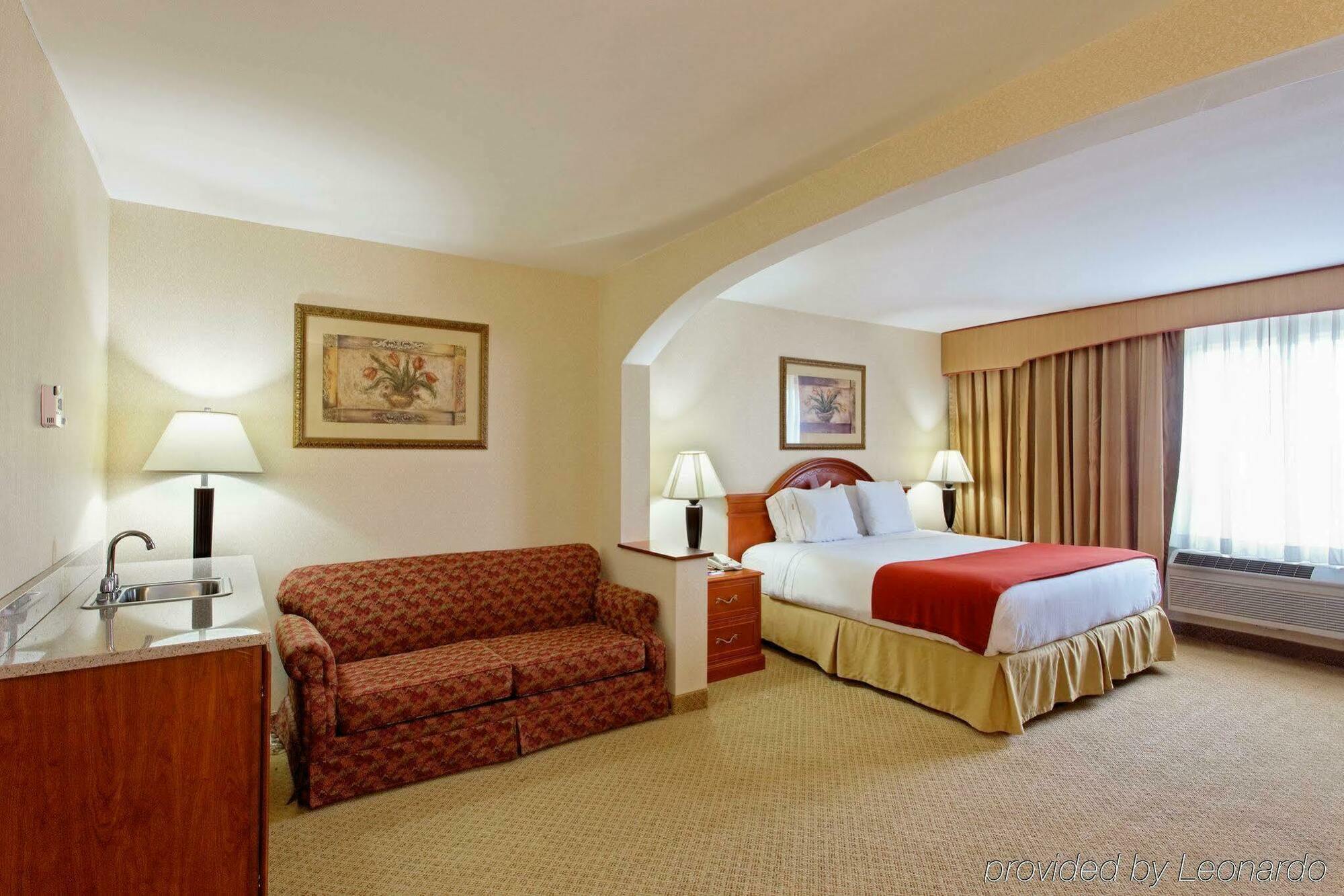 Holiday Inn Express Mystic, An Ihg Hotel Zewnętrze zdjęcie